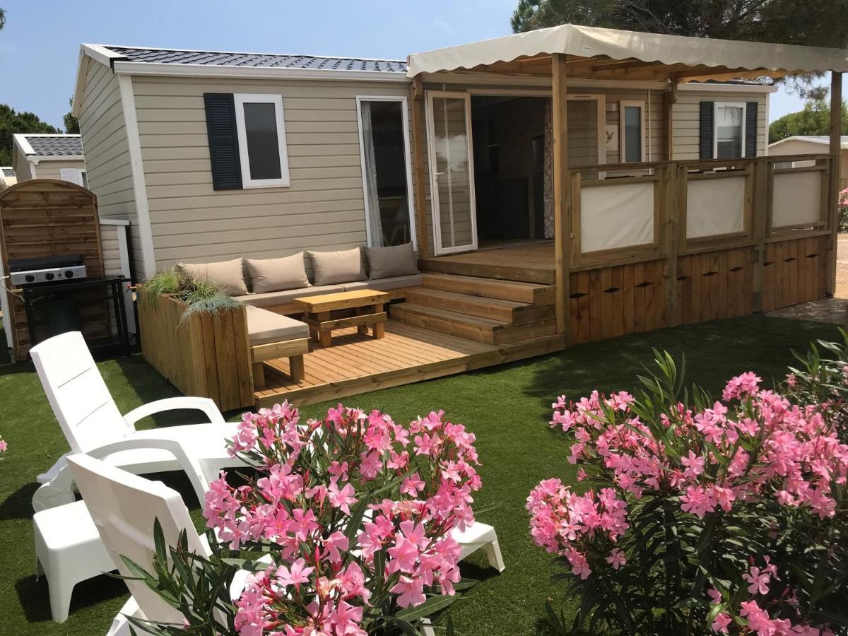 Mobil Home Camping Le Mar Estang Bord De Plage Canet-en-Roussillon Exterior photo