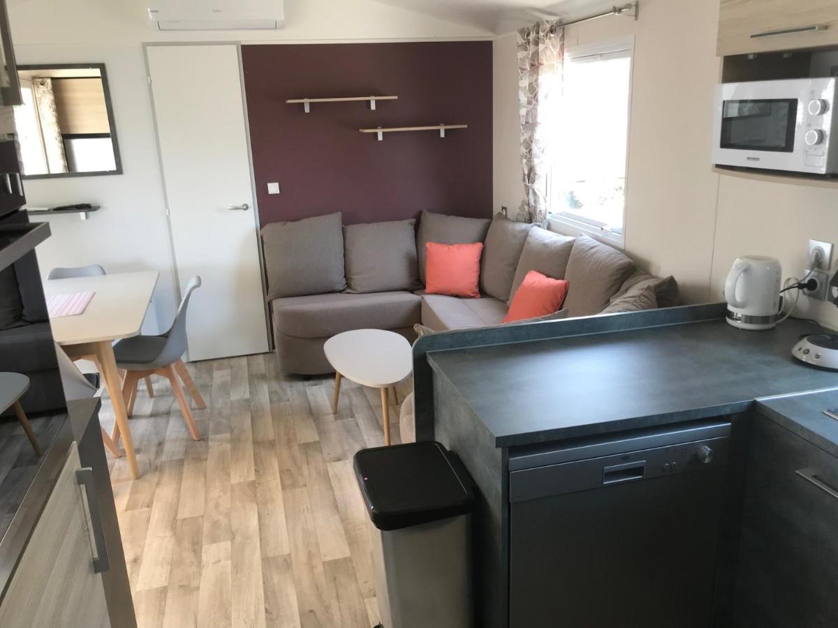 Mobil Home Camping Le Mar Estang Bord De Plage Canet-en-Roussillon Exterior photo